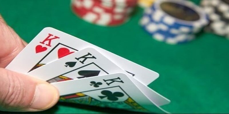 Poker cực hấp dẫn, lôi cuốn